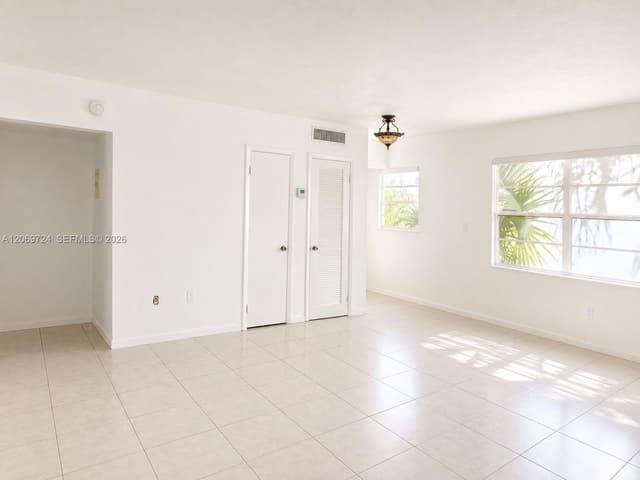 1230 W 54th St # 329A, Hialeah FL 33012 - Hialeah, FL - Photo 6