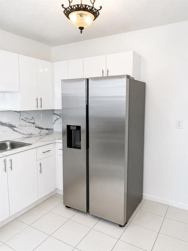 1230 W 54th St # 329A, Hialeah FL 33012 - Hialeah, FL - Photo 5
