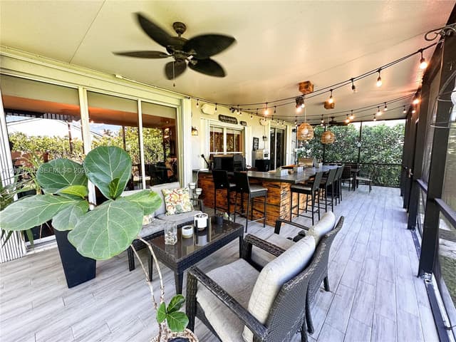 1955 NW 184th Way, Pembroke Pines FL 33029 - Pembroke Pines, FL - Photo 6
