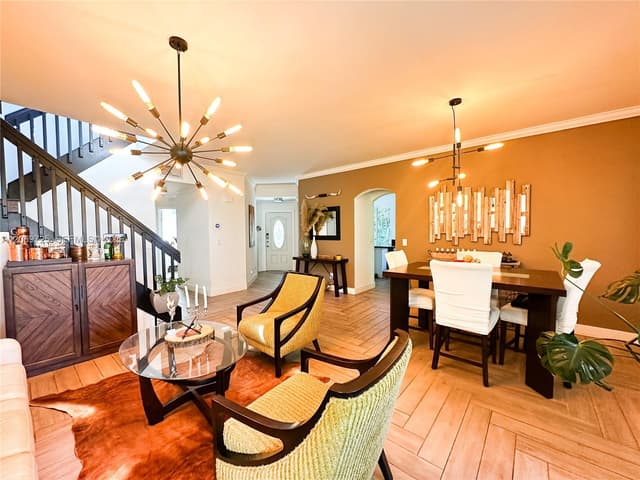1955 NW 184th Way, Pembroke Pines FL 33029 - Pembroke Pines, FL - Photo 3