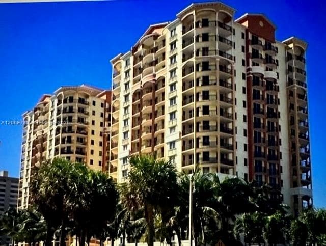 2011 N Ocean Blvd # 602, Fort Lauderdale FL 33305 - Fort Lauderdale, FL - Photo 1