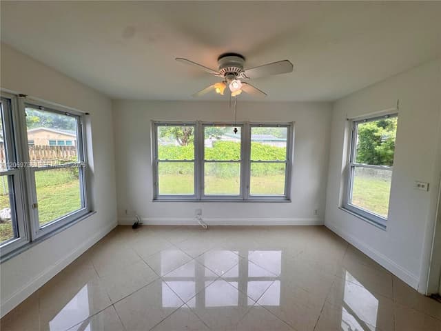 4720 SW 25th Ter, Dania Beach FL 33312 - Dania Beach, FL - Photo 5