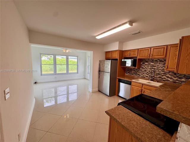 4720 SW 25th Ter, Dania Beach FL 33312 - Dania Beach, FL - Photo 4