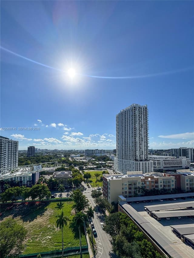 1900 N Bayshore Dr # 1618, Miami FL 33132 - Miami, FL - Photo 2
