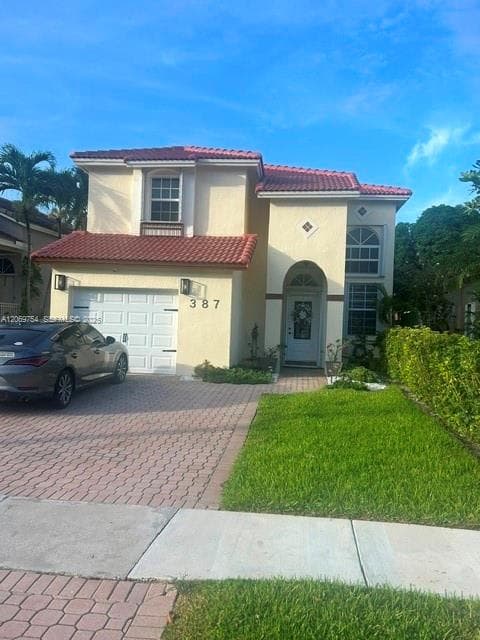 387 NW 107th Ave, Pembroke Pines FL 33026 - Pembroke Pines, FL - Photo 1