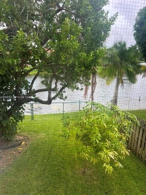 387 NW 107th Ave, Pembroke Pines FL 33026 - Pembroke Pines, FL - Photo 5