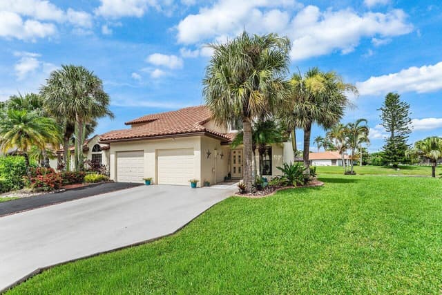 18577 Woodstream Drive, Boca Raton FL 33498 - Boca Raton, FL - Photo 2