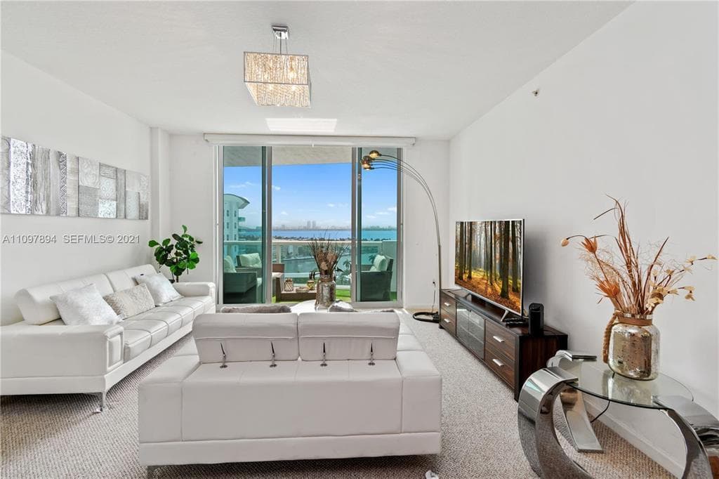7900 HARBOR ISLAND Drive # 1517, North Bay Village FL 33141 - North Bay Village, FL - Photo 1