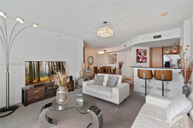 7900 HARBOR ISLAND Drive # 1517, North Bay Village FL 33141 - North Bay Village, FL - Photo 4