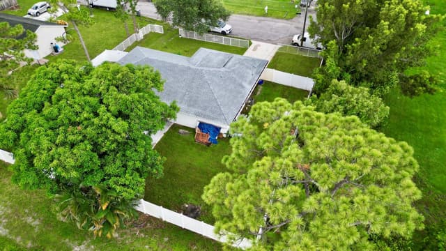 6539 Alexander Road, West Palm Beach FL 33413 - West Palm Beach, FL - Photo 7