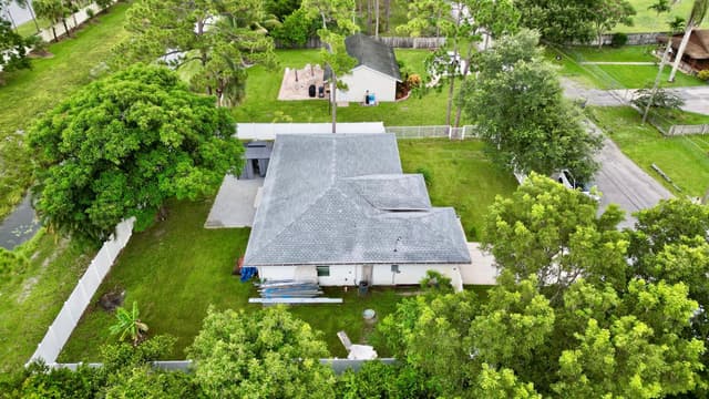 6539 Alexander Road, West Palm Beach FL 33413 - West Palm Beach, FL - Photo 5