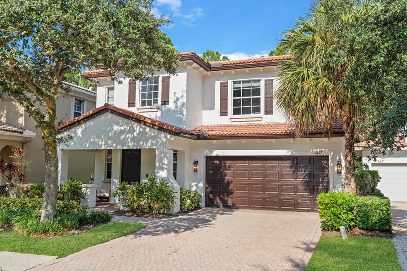 445 Pumpkin Drive, Palm Beach Gardens FL 33410