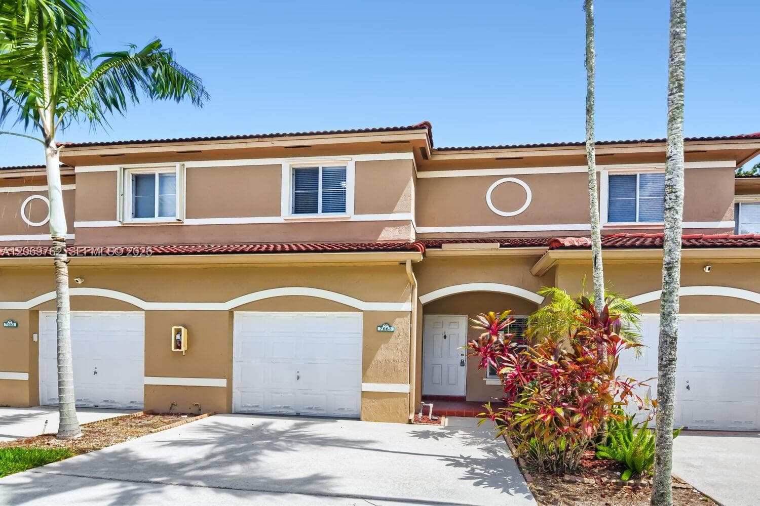 7663 N Southwood, Davie FL 33328 - Davie, FL - Photo 1