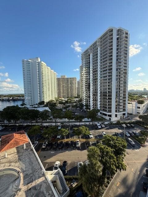 20505 E Country Club Dr # 1036, Aventura FL 33180 - Aventura, FL - Photo 4