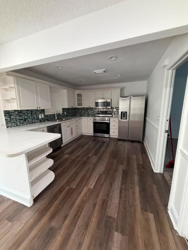 3160 NE 63rd St, Fort Lauderdale FL 33309 - Fort Lauderdale, FL - Photo 5