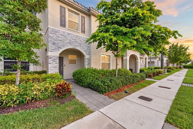 1586 SE 27th Ter # 1586, Homestead FL 33035 - Homestead, FL - Photo 2