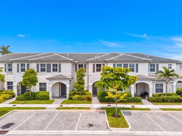 1586 SE 27th Ter # 1586, Homestead FL 33035 - Homestead, FL - Photo 3