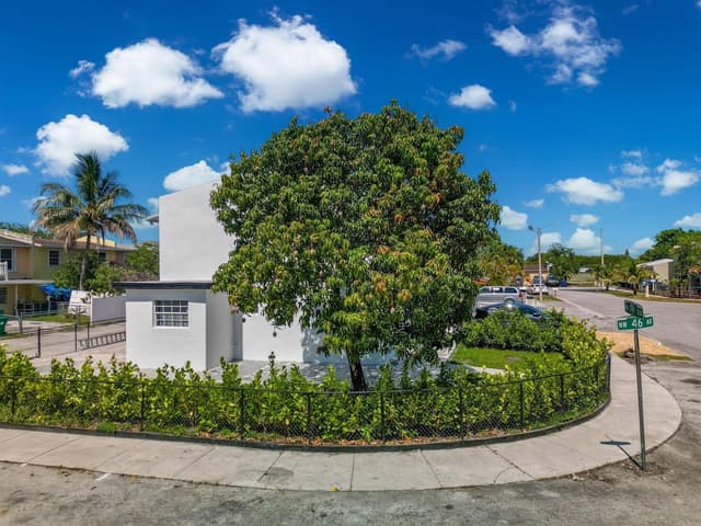 4527 NW 191ST Terrace, Miami Gardens FL 33055 - Miami Gardens, FL - Photo 3