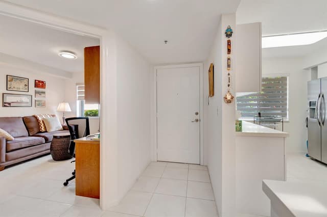 5746 CRYSTAL SHORES Drive # 103, Boynton Beach FL 33437 - Boynton Beach, FL - Photo 5