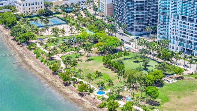 1800 N Bayshore Dr # 809, Miami FL 33132 - Miami, FL - Photo 4