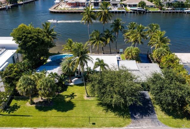 2605 N RIVERSIDE Drive, Pompano Beach FL 33062 - Pompano Beach, FL - Photo 2