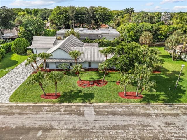 9220 NW 15th St, Coral Springs FL 33071 - Coral Springs, FL - Photo 2