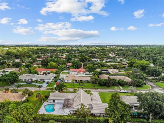 9220 NW 15th St, Coral Springs FL 33071 - Coral Springs, FL - Photo 5