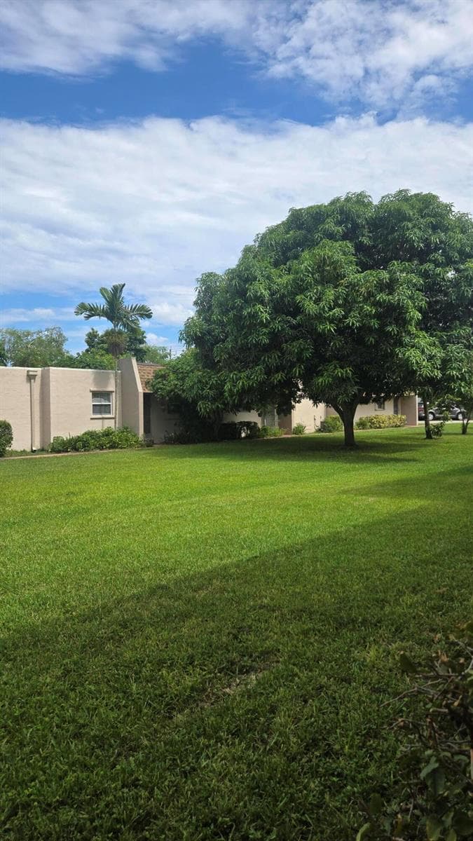 200 Bonnie Boulevard W # 131, Palm Springs FL 33461