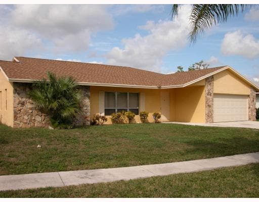 5248 GALINA Circle, Lake Worth FL 33463 - Lake Worth, FL - Photo 1