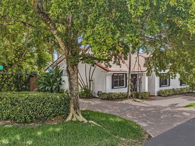 7457 SW 112th Pl, Miami FL 33173 - Miami, FL - Photo 3
