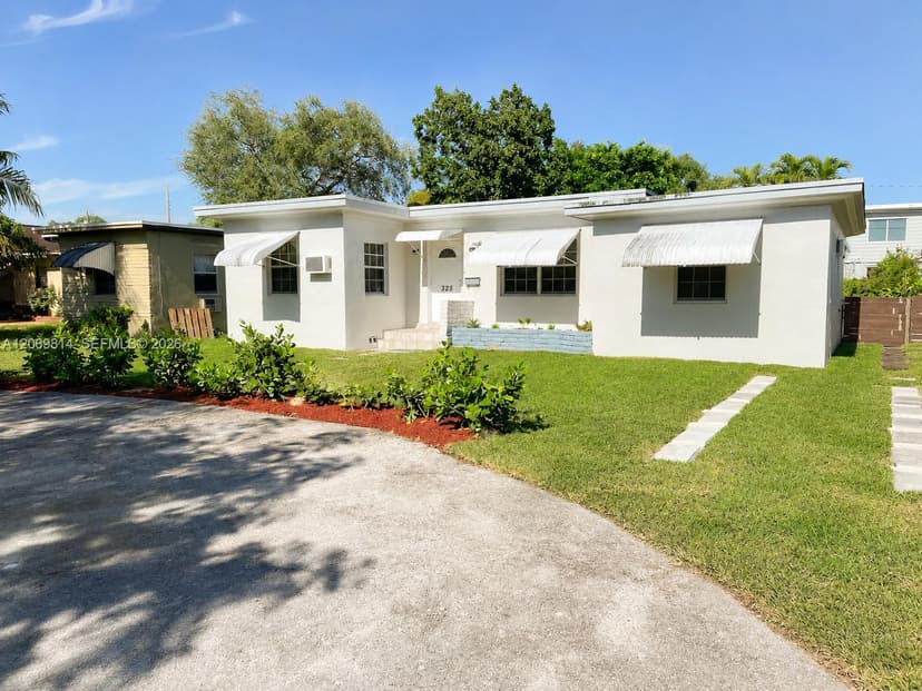 325 NE 108th St, Miami FL 33161
