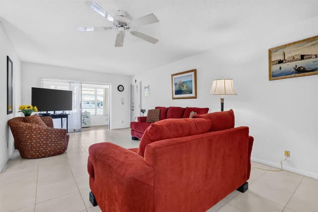 5181 LAKEFRONT Boulevard # B, Delray Beach FL 33484 - Delray Beach, FL - Photo 6