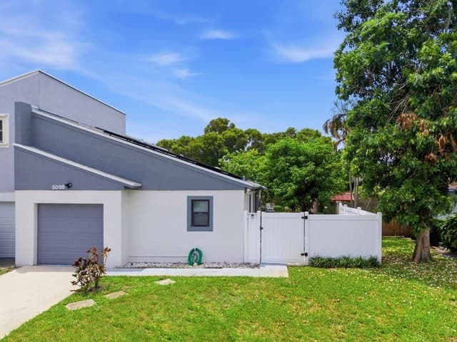 5088 NW 5TH Street, Delray Beach FL 33445 - Delray Beach, FL - Photo 3