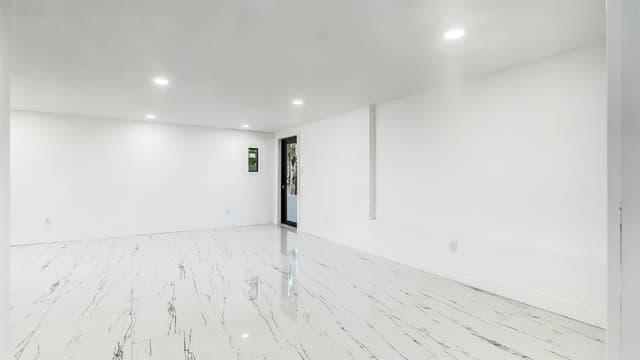 118 NEWTON Road, West Park FL 33023 - West Park, FL - Photo 6