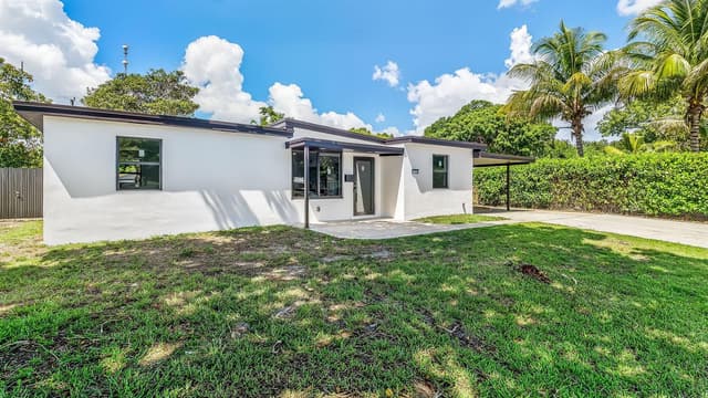 118 NEWTON Road, West Park FL 33023 - West Park, FL - Photo 3