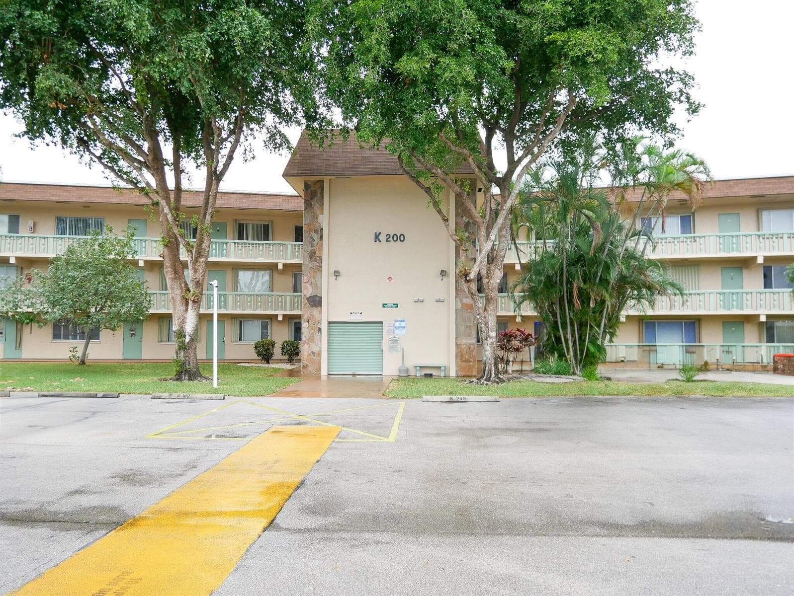200 Village Green Circle E # 311, Palm Springs FL 33461 - Palm Springs, FL - Photo 1