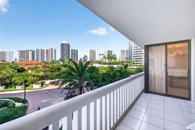 1000 Island Blvd # 405, Aventura FL 33160 - Aventura, FL - Photo 7