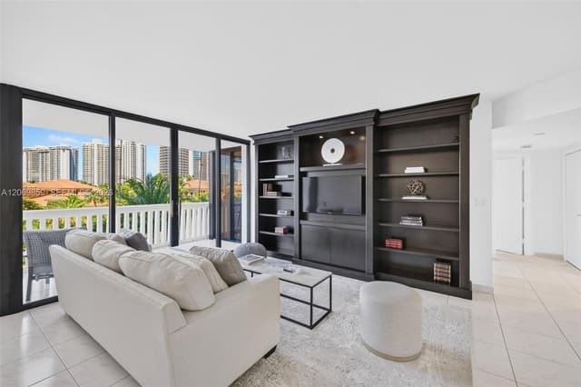 1000 Island Blvd # 405, Aventura FL 33160 - Aventura, FL - Photo 4
