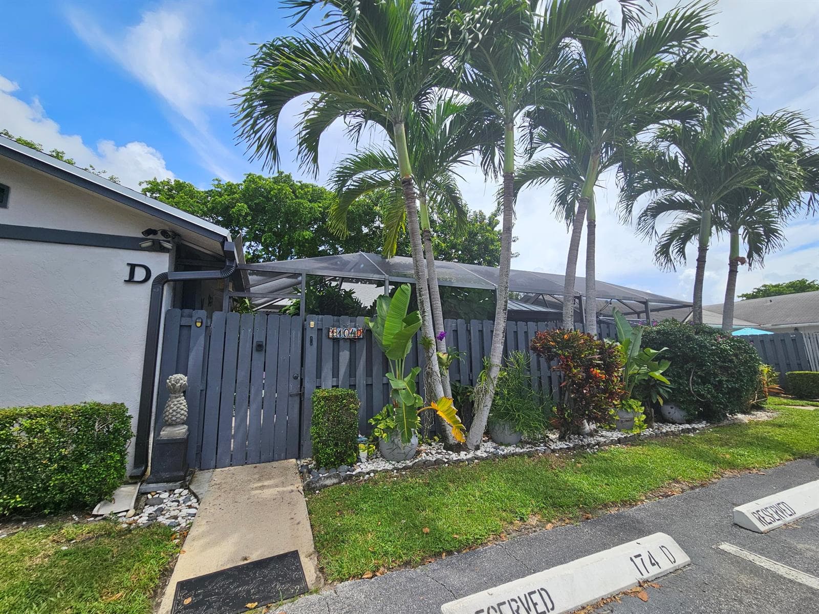 1104 SUMMIT TRAIL Circle # D, West Palm Beach FL 33415 - West Palm Beach, FL - Photo 1