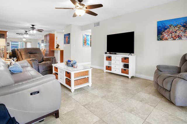 6411 BAY CLUB Drive # 2, Fort Lauderdale FL 33308 - Fort Lauderdale, FL - Photo 2