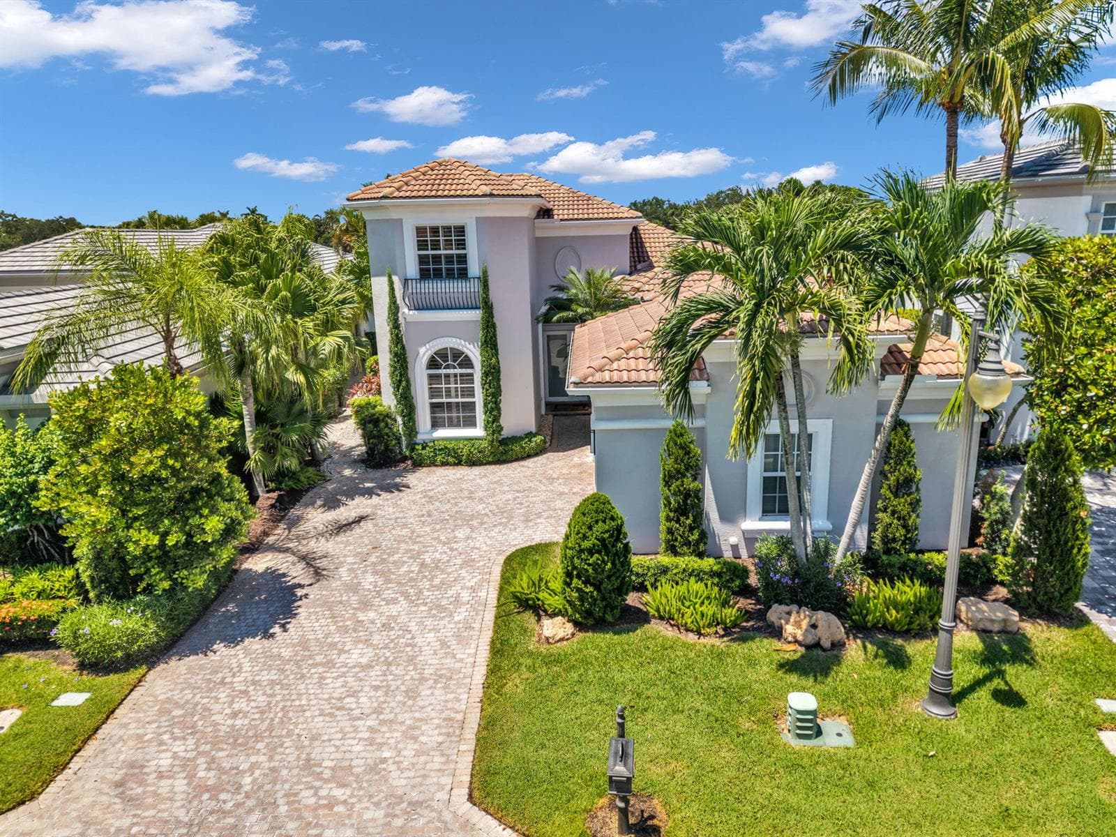 131 Porto Vecchio Way, Palm Beach Gardens FL 33418 - Palm Beach Gardens, FL - Photo 1
