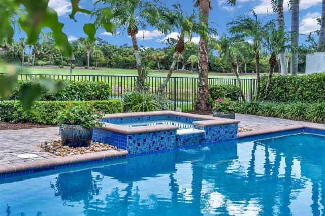 131 Porto Vecchio Way, Palm Beach Gardens FL 33418 - Palm Beach Gardens, FL - Photo 5