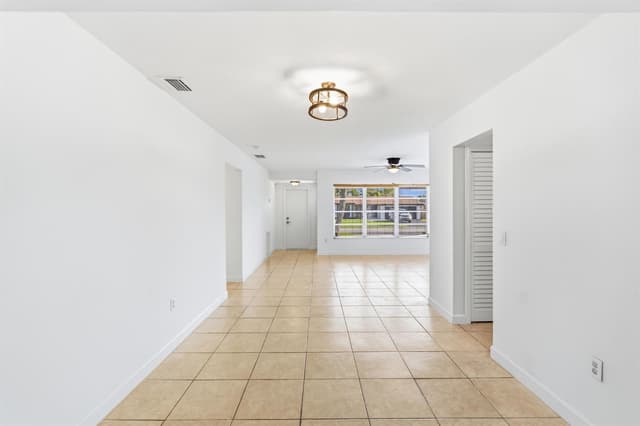 10690 NW 27TH Court, Sunrise FL 33322 - Sunrise, FL - Photo 7