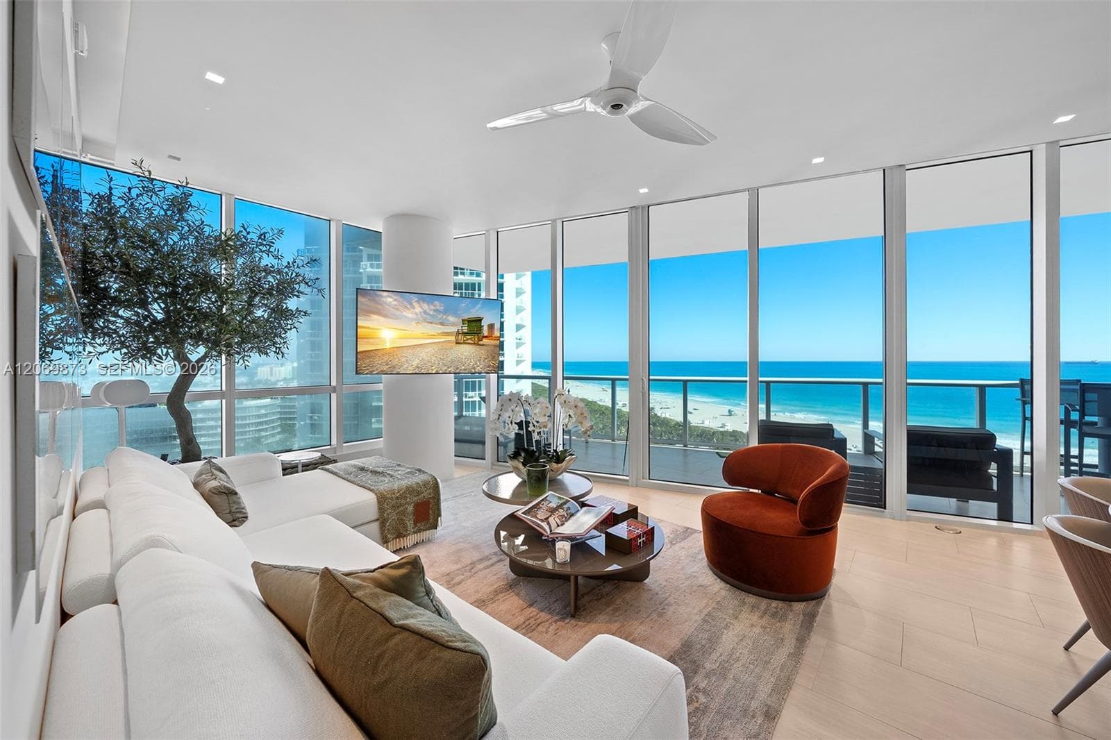 100 S Pointe Dr # 1409, Miami Beach FL 33139 - Miami Beach, FL - Photo 1