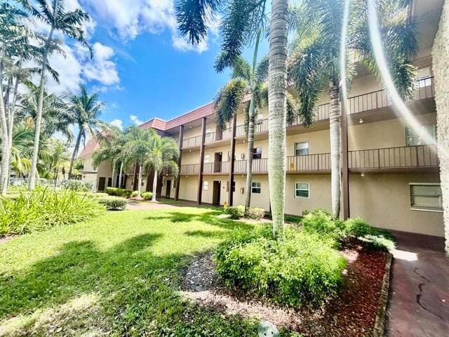 120 Sparrow Drive # 115, Royal Palm Beach FL 33411 - Royal Palm Beach, FL - Photo 1