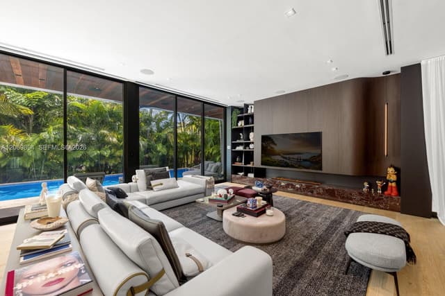 6015 N Bay Rd, Miami Beach FL 33140 - Miami Beach, FL - Photo 5