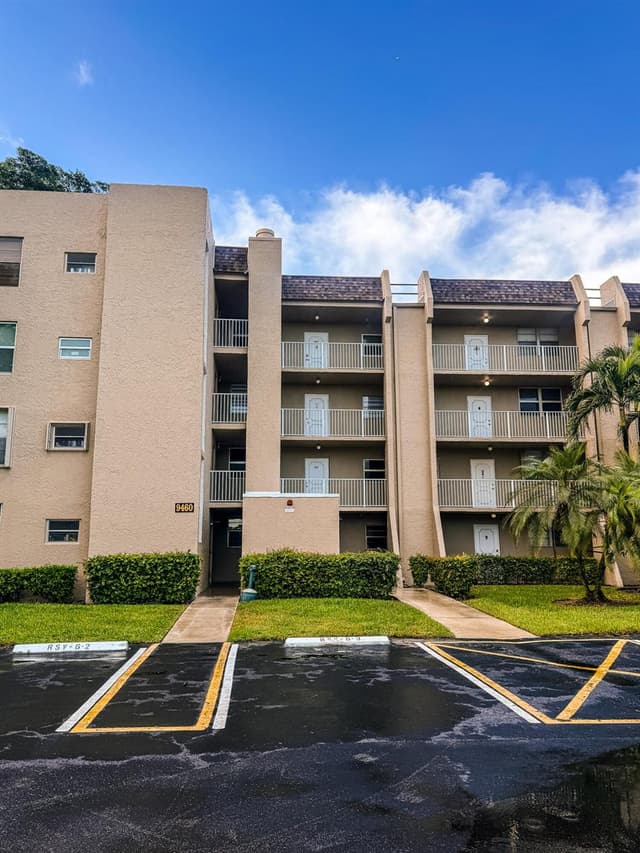 9460 Tangerine Place # 207, Davie FL 33324 - Davie, FL - Photo 3