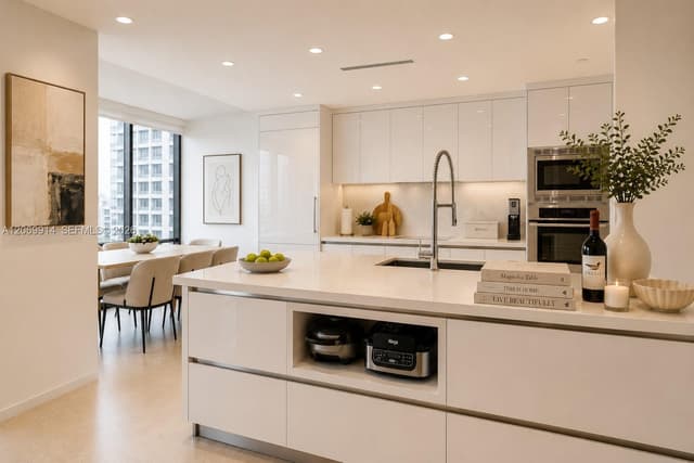 520 Brickell Key Dr # A1421, Miami FL 33131 - Miami, FL - Photo 2