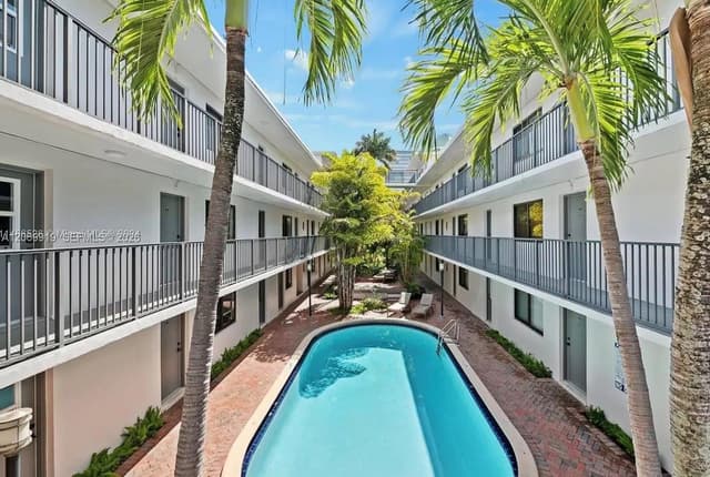 3240 Mary St # S202, Coconut Grove FL 33133 - Coconut Grove, FL - Photo 2