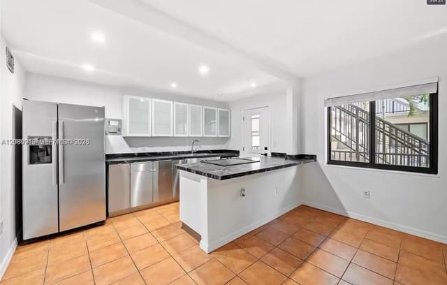 3240 Mary St # S202, Coconut Grove FL 33133 - Coconut Grove, FL - Photo 3